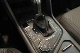 harmaa Volkswagen Tiguan 2017 kuva 29.