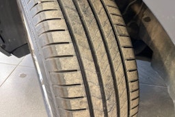 Ruskea (beige) Volkswagen Tiguan 2017 kuva 13.