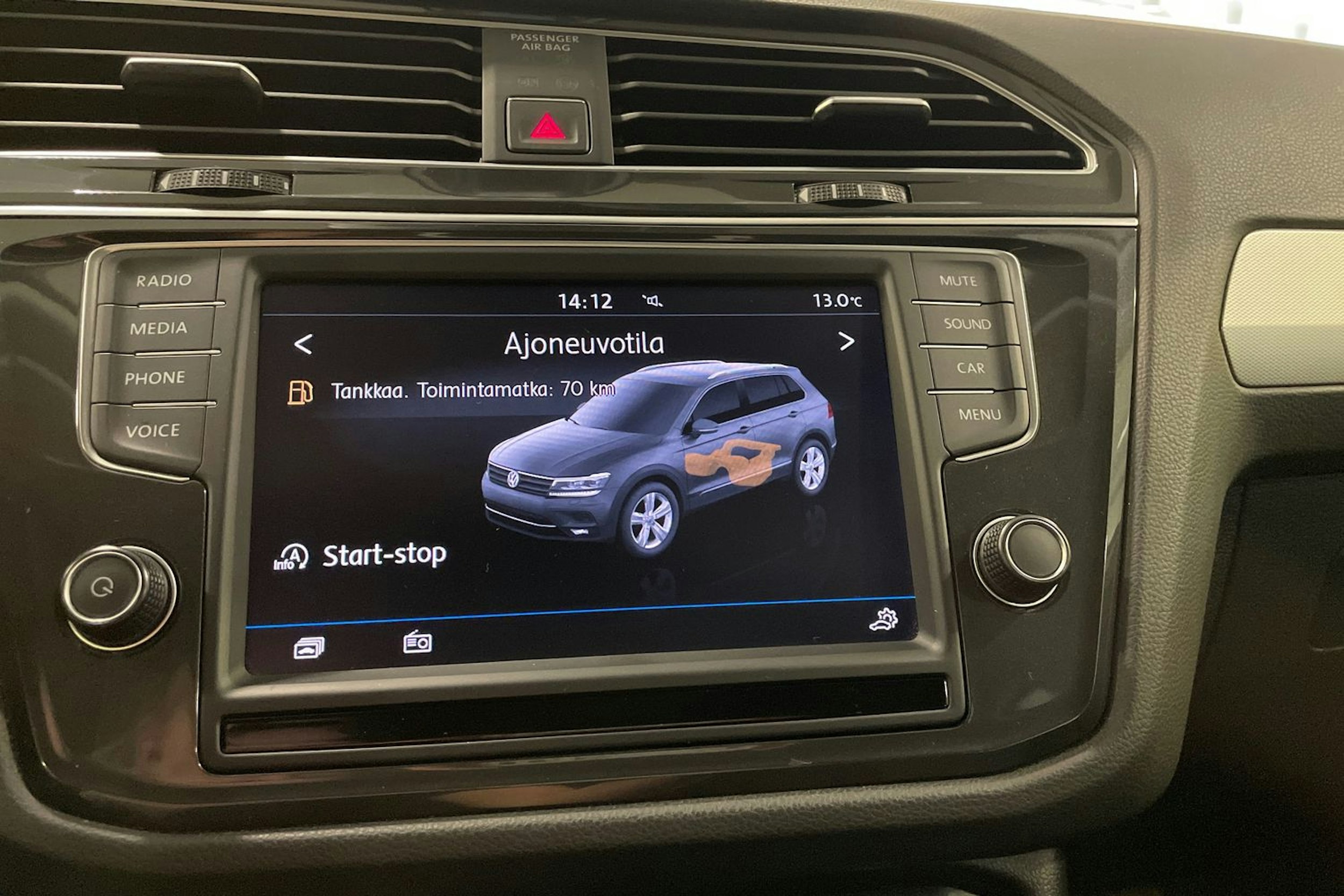 Ruskea (beige) Volkswagen Tiguan 2017 kuva 20.