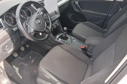 valkoinen Volkswagen Tiguan 2017 kuva 6.