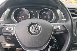 valkoinen Volkswagen Tiguan 2017 kuva 12.