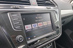 valkoinen Volkswagen Tiguan 2017 kuva 13.