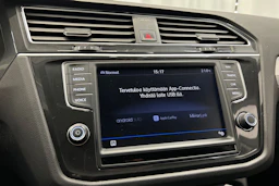 harmaa Volkswagen Tiguan 2017 kuva 24.