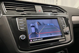 harmaa Volkswagen Tiguan 2017 kuva 27.