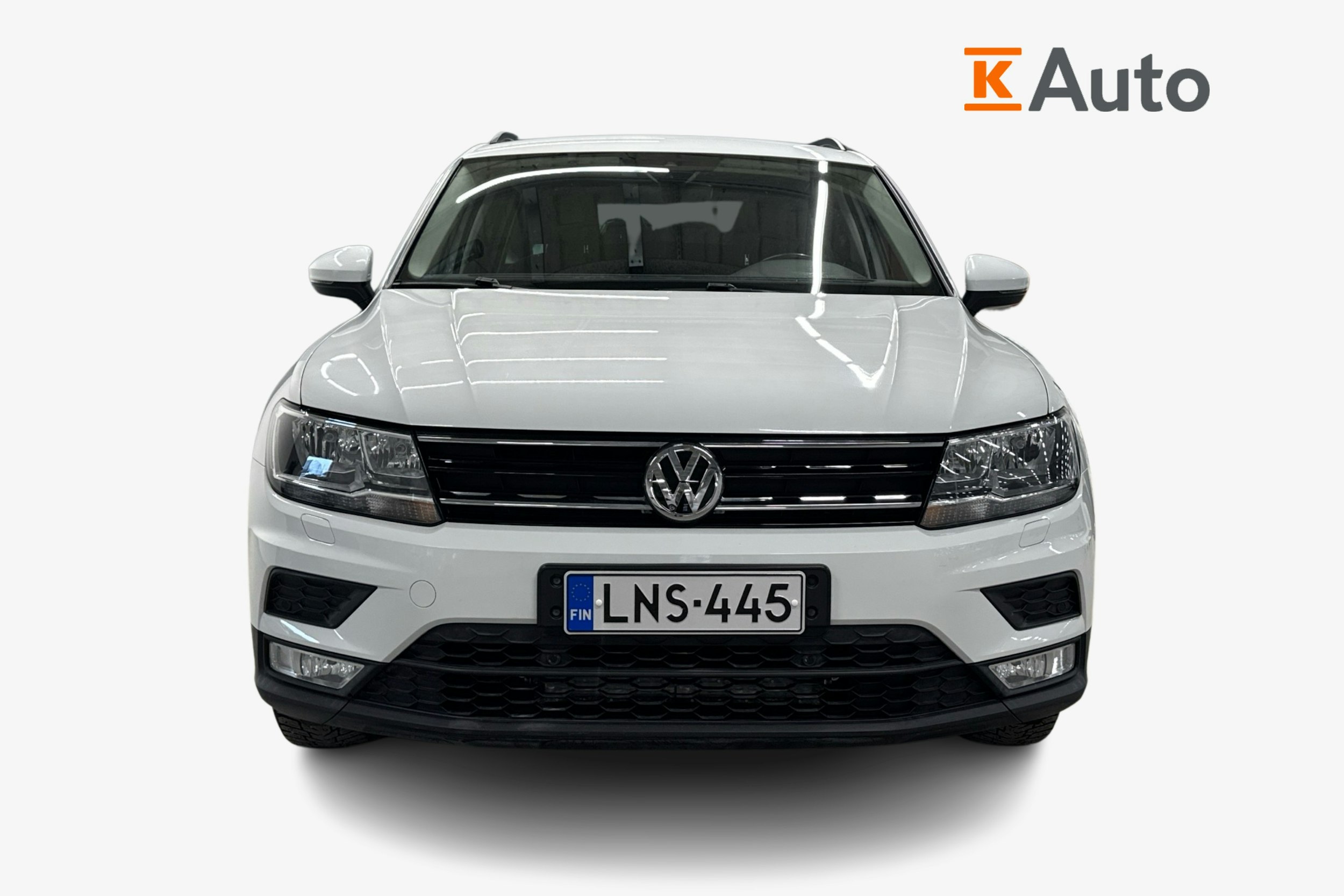 valkoinen Volkswagen Tiguan 2017 kuva 4.