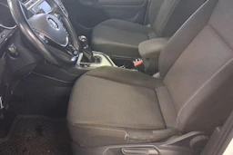 valkoinen Volkswagen Tiguan 2017 kuva 6.