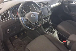 valkoinen Volkswagen Tiguan 2017 kuva 7.