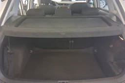valkoinen Volkswagen Tiguan 2017 kuva 13.