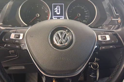 valkoinen Volkswagen Tiguan 2017 kuva 14.