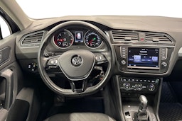 harmaa Volkswagen Tiguan 2017 kuva 9.