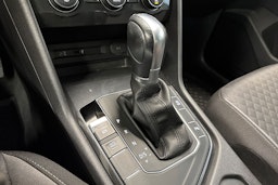 harmaa Volkswagen Tiguan 2017 kuva 25.