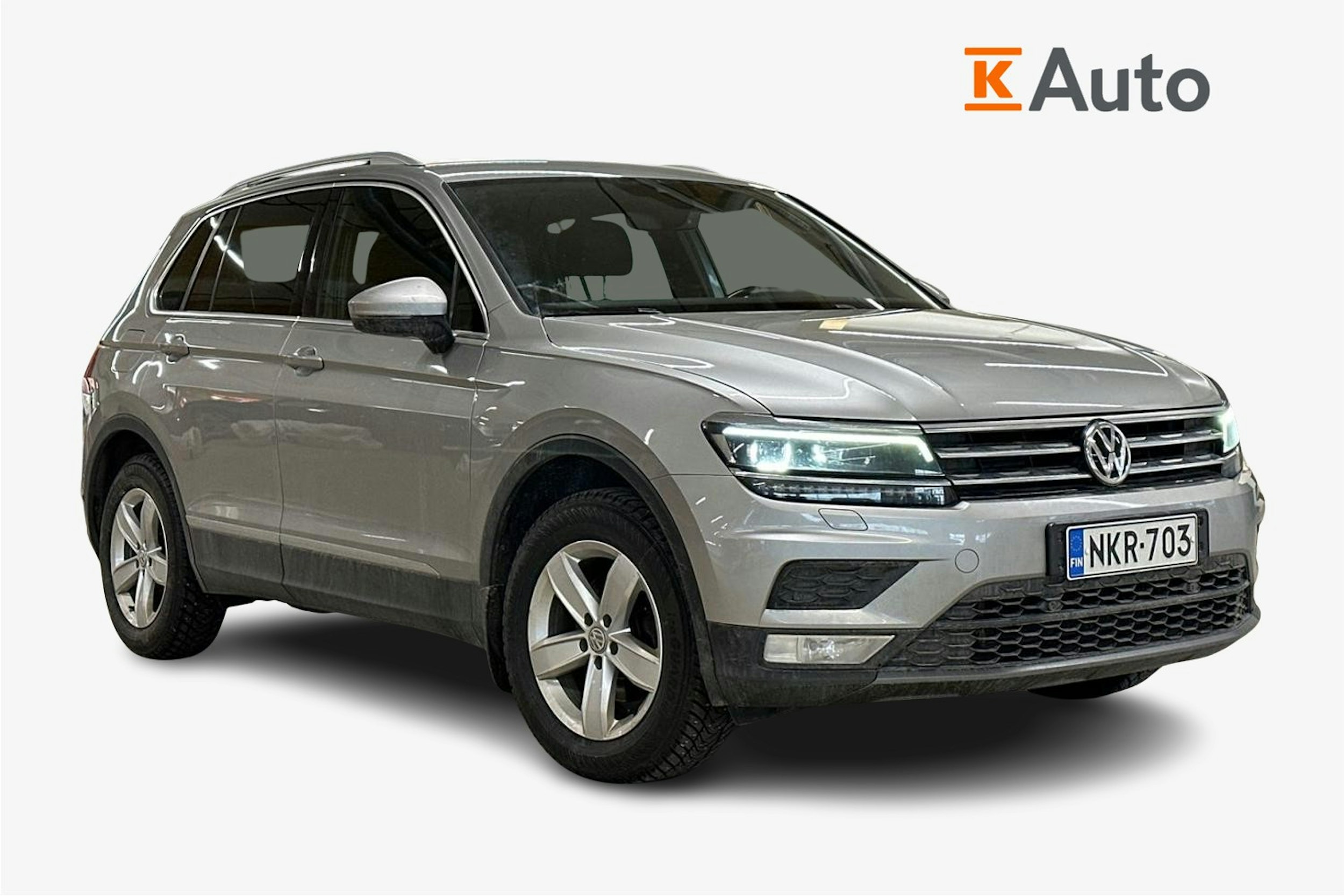 harmaa Volkswagen Tiguan 2017 kuva 1.