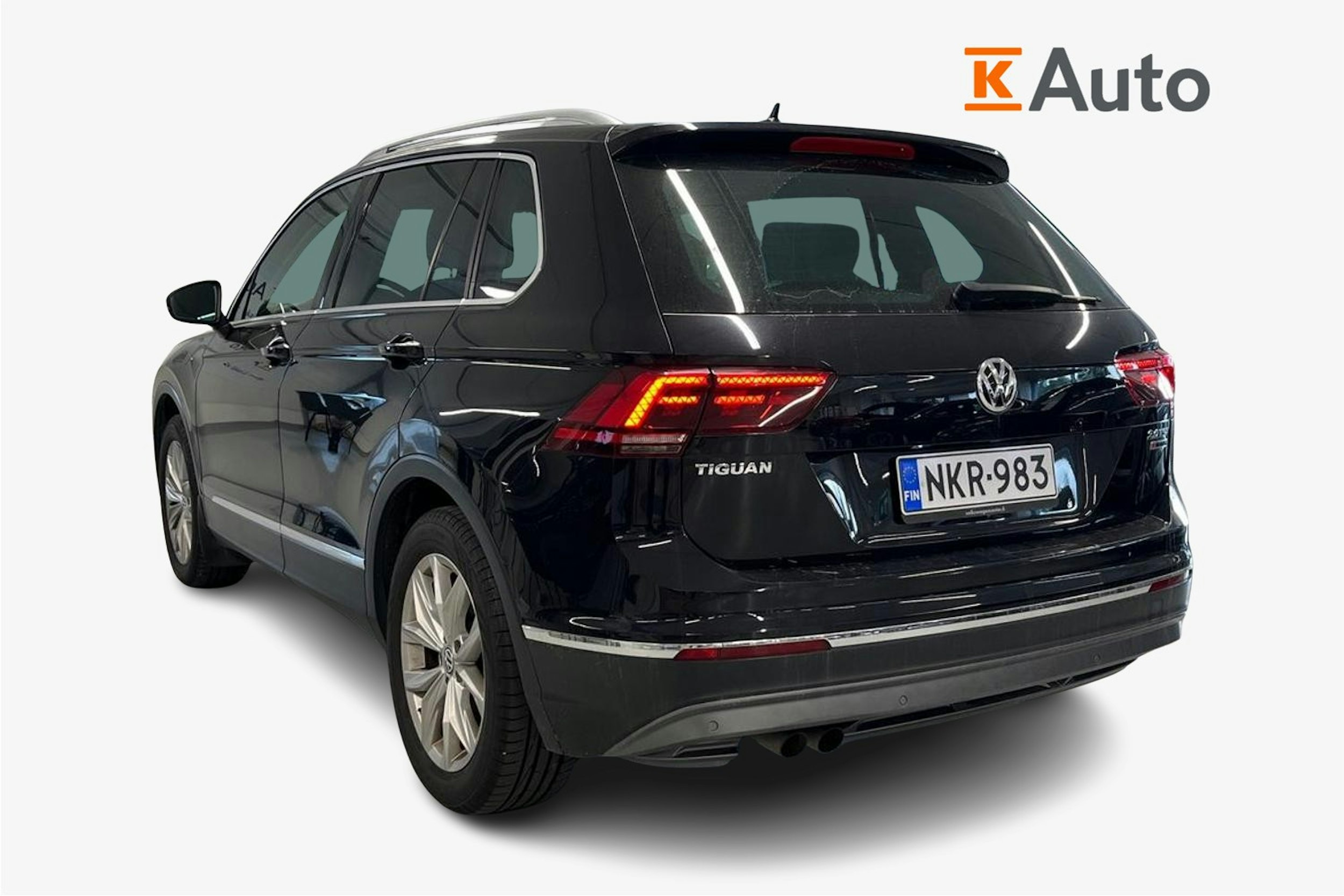 musta Volkswagen Tiguan 2017 kuva 2.