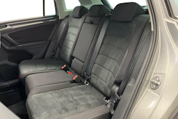 harmaa Volkswagen Tiguan 2017 kuva 8.