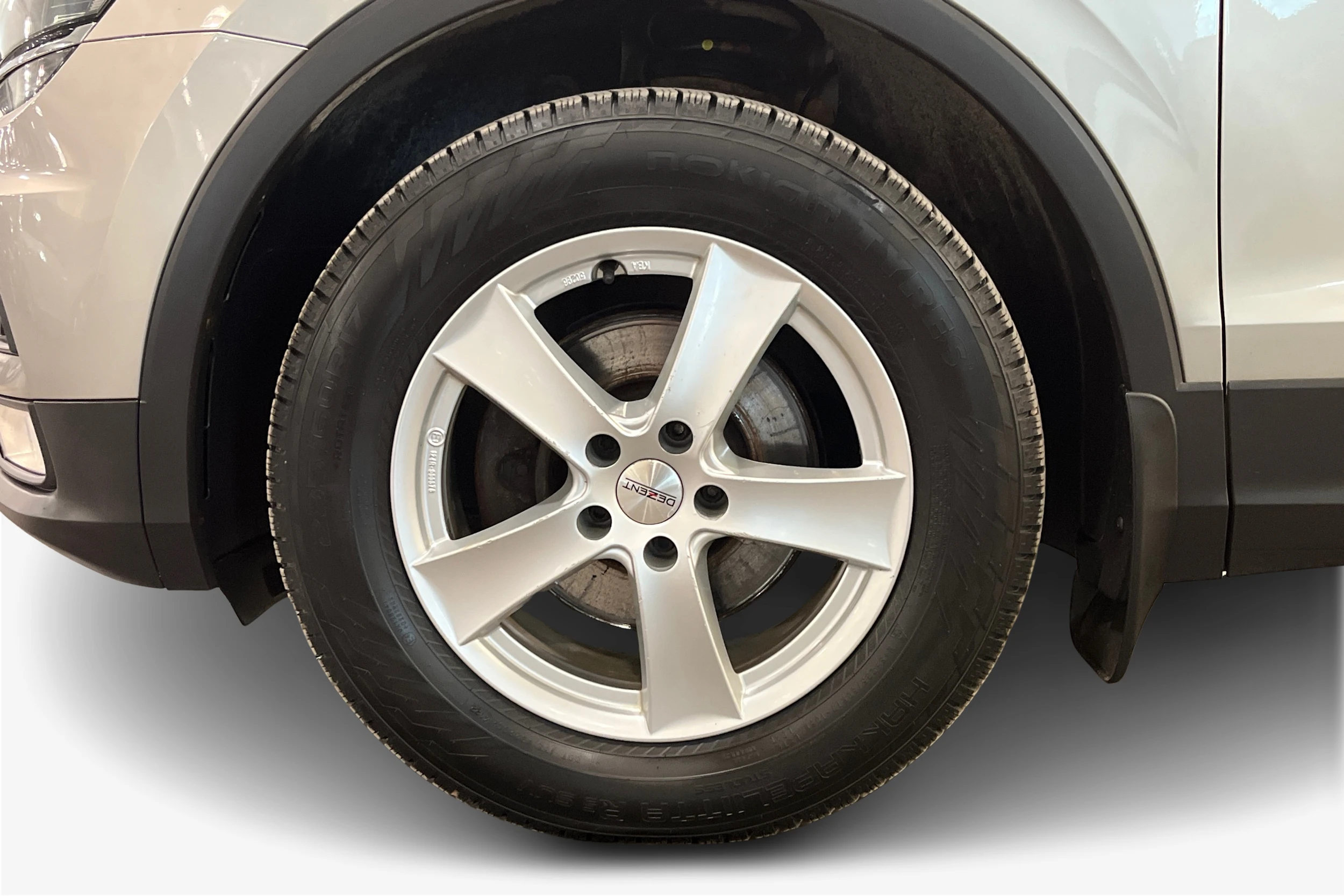 harmaa Volkswagen Tiguan 2017 kuva 9.