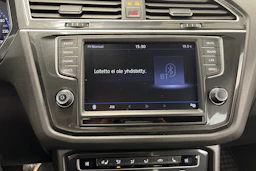 harmaa Volkswagen Tiguan 2017 kuva 13.