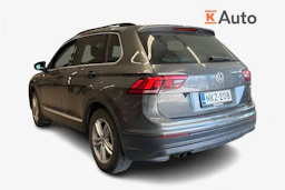 harmaa Volkswagen Tiguan 2017 kuva 2.