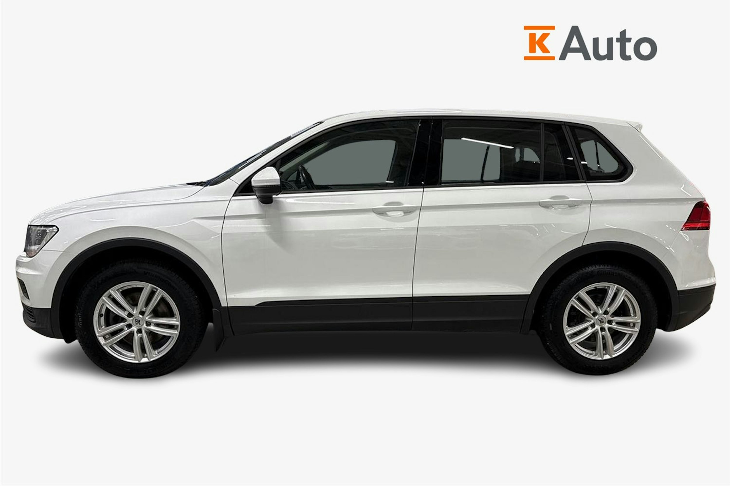 valkoinen Volkswagen Tiguan 2017 kuva 5.