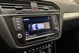 valkoinen Volkswagen Tiguan 2017 kuva 17.