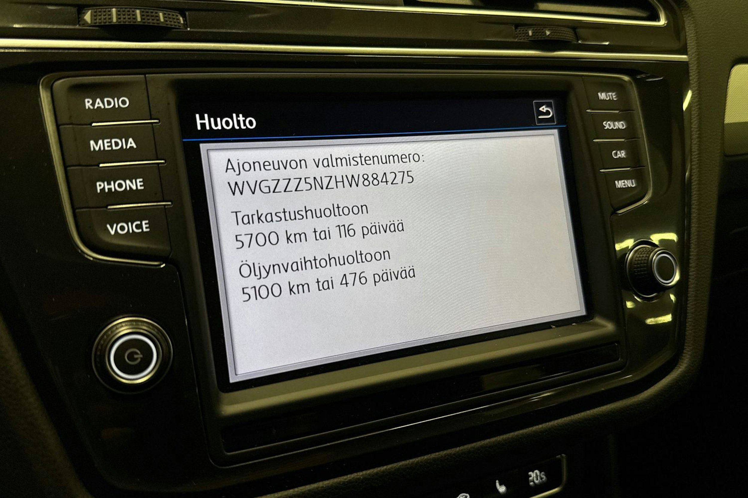 valkoinen Volkswagen Tiguan 2017 kuva 18.