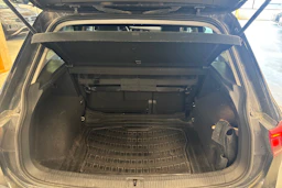 met. musta Volkswagen Tiguan 2017 kuva 4.