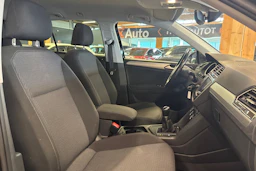 met. musta Volkswagen Tiguan 2017 kuva 6.