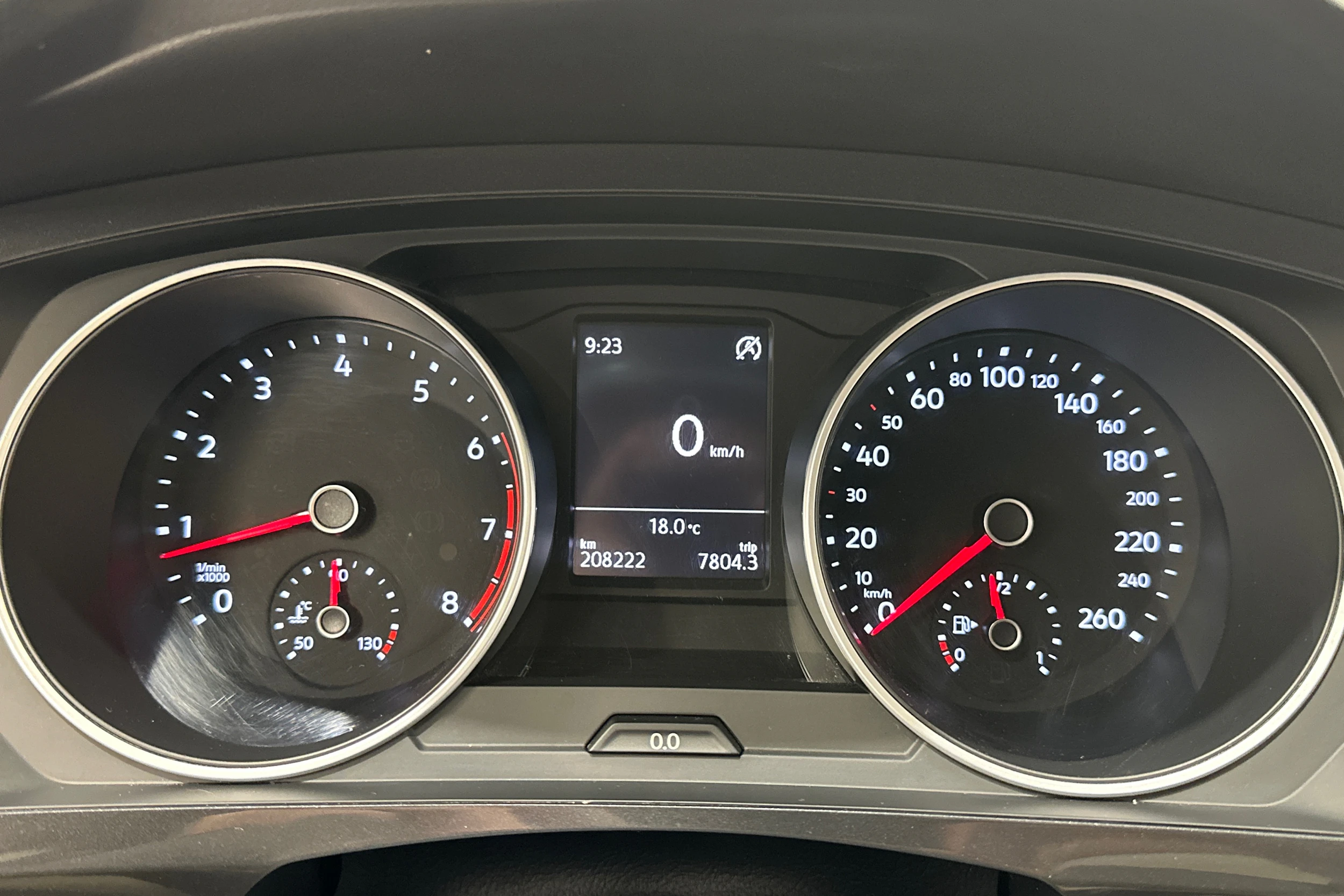 met. musta Volkswagen Tiguan 2017 kuva 15.