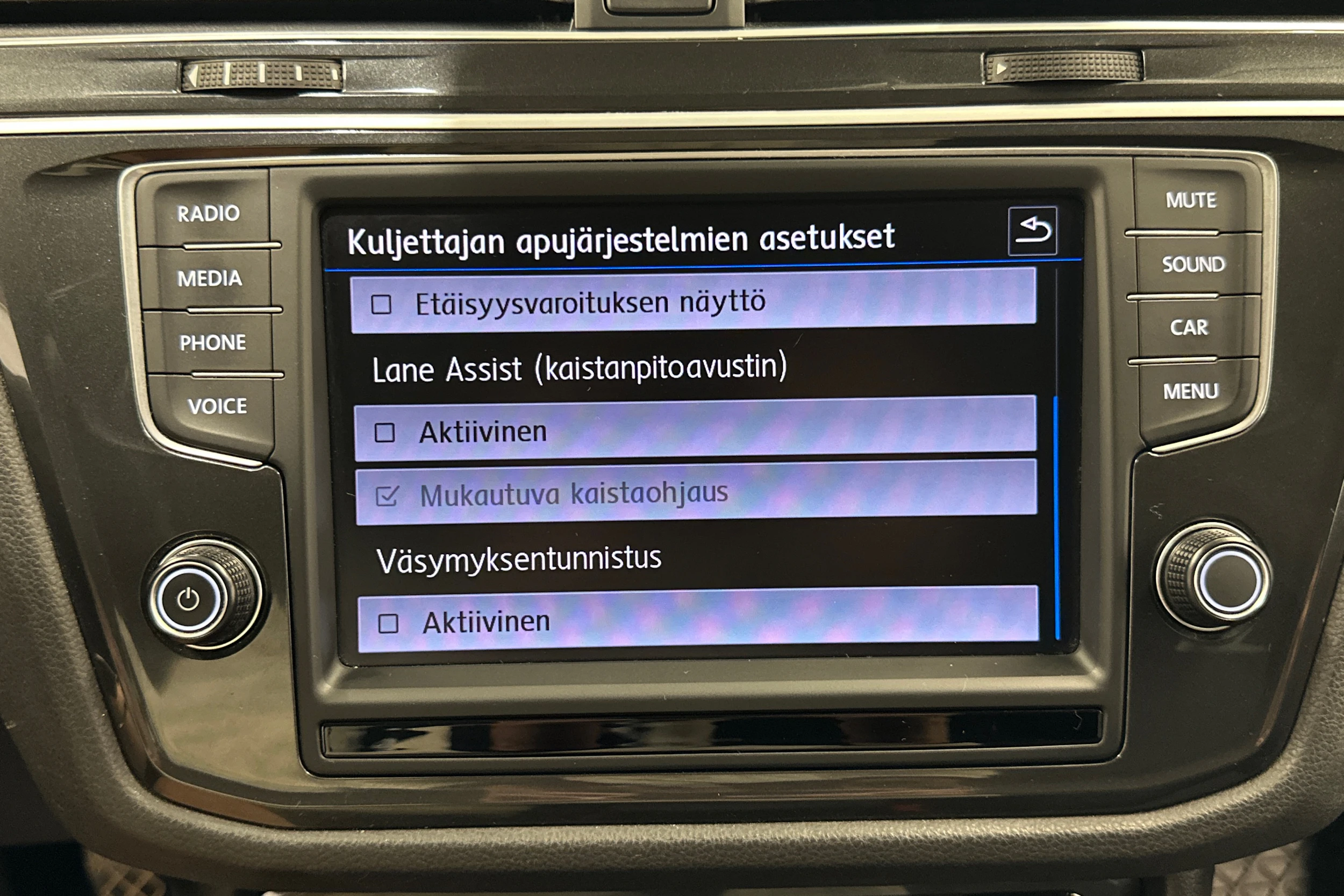 met. musta Volkswagen Tiguan 2017 kuva 18.