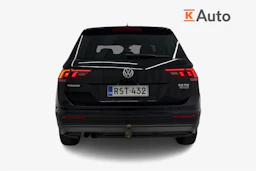 Musta Volkswagen Tiguan 2017 kuva 4.
