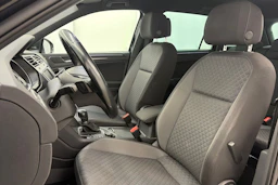 Musta Volkswagen Tiguan 2017 kuva 18.