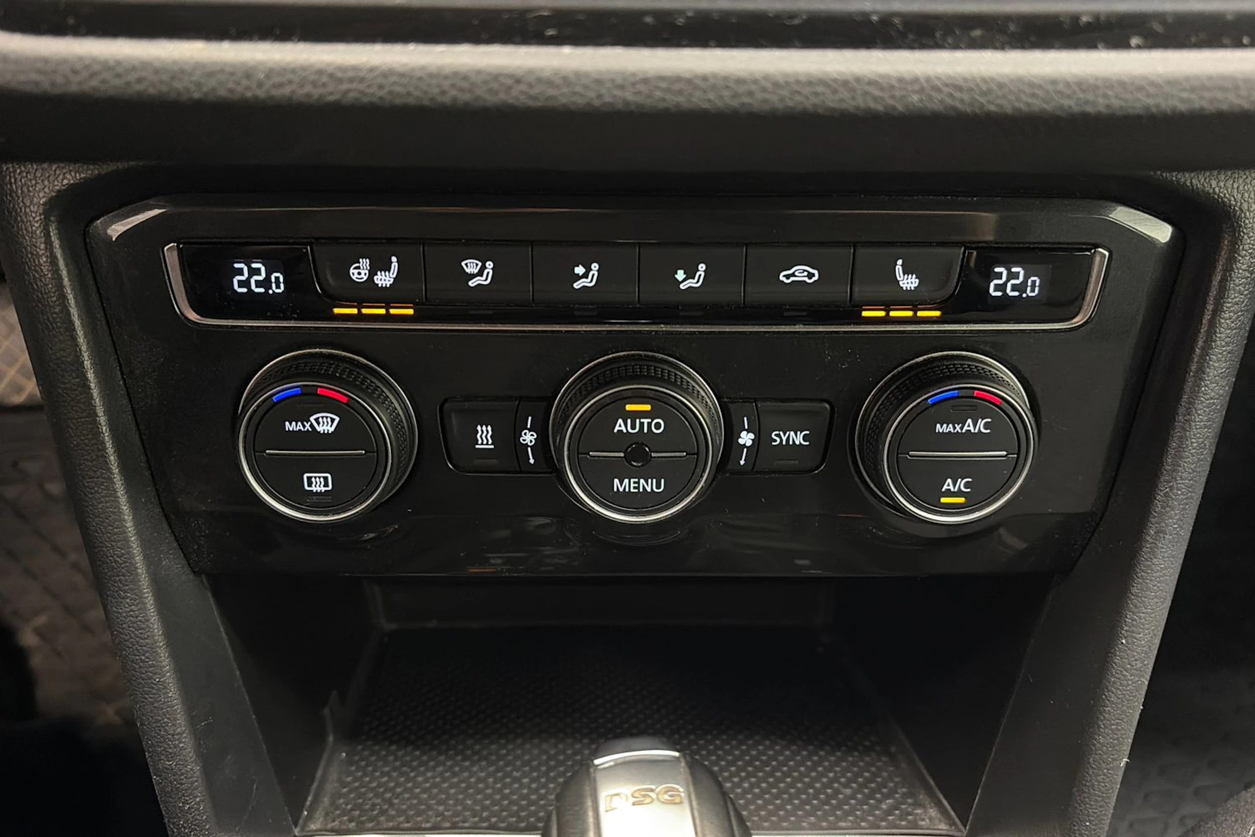Musta Volkswagen Tiguan 2017 kuva 29.