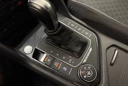 Musta Volkswagen Tiguan 2017 kuva 30.