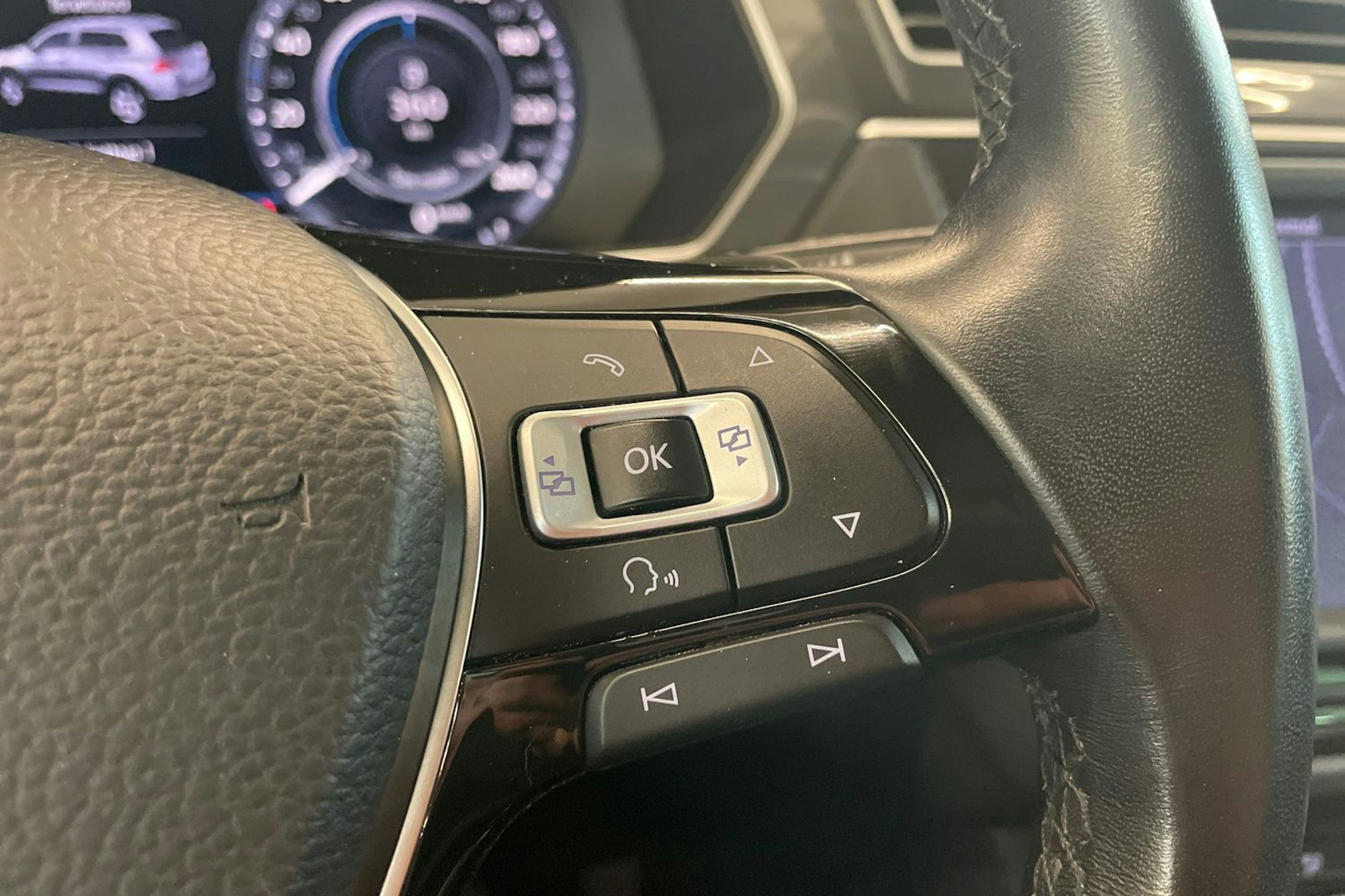 Valkoinen Volkswagen Tiguan 2017 kuva 15.