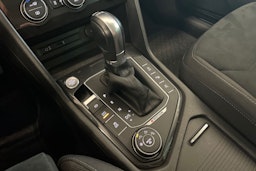 Valkoinen Volkswagen Tiguan 2017 kuva 20.