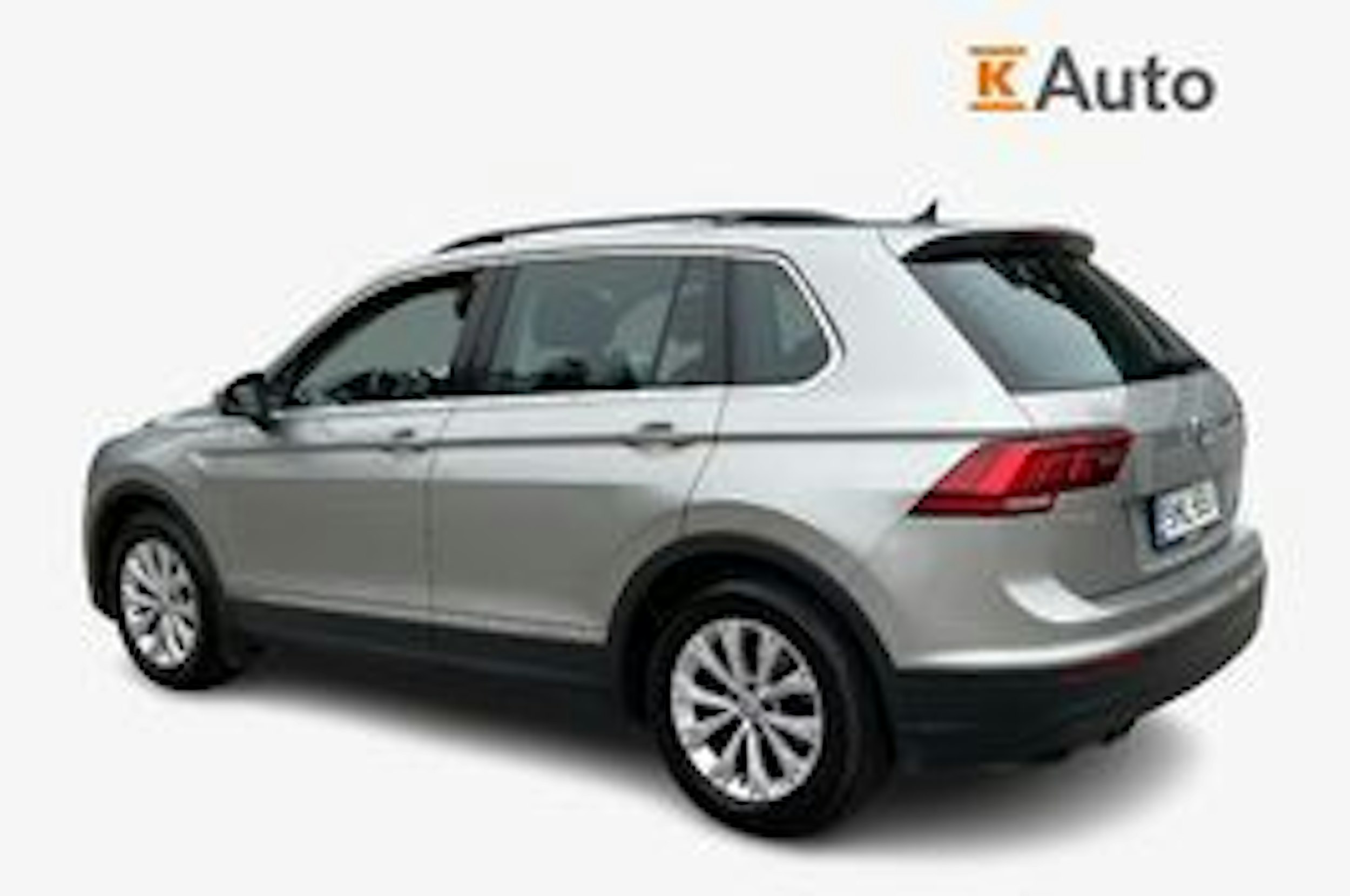 harmaa Volkswagen Tiguan 2017 kuva 2.