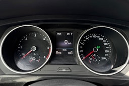 harmaa Volkswagen Tiguan 2018 kuva 17.