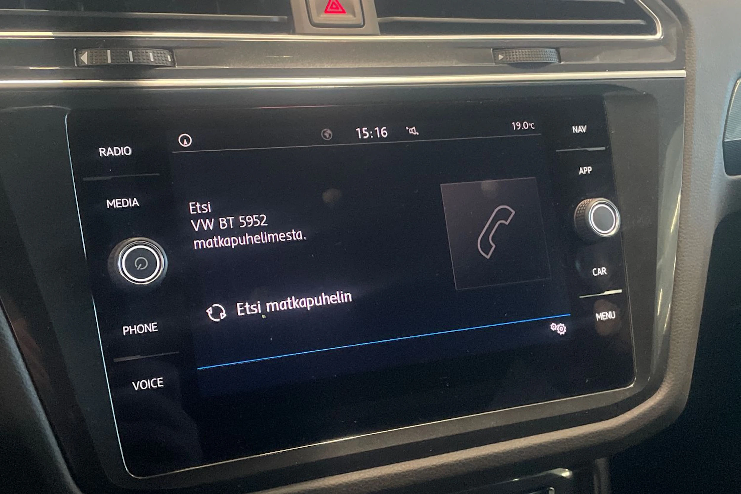 valkoinen Volkswagen Tiguan 2017 kuva 23.