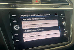 valkoinen Volkswagen Tiguan 2017 kuva 25.