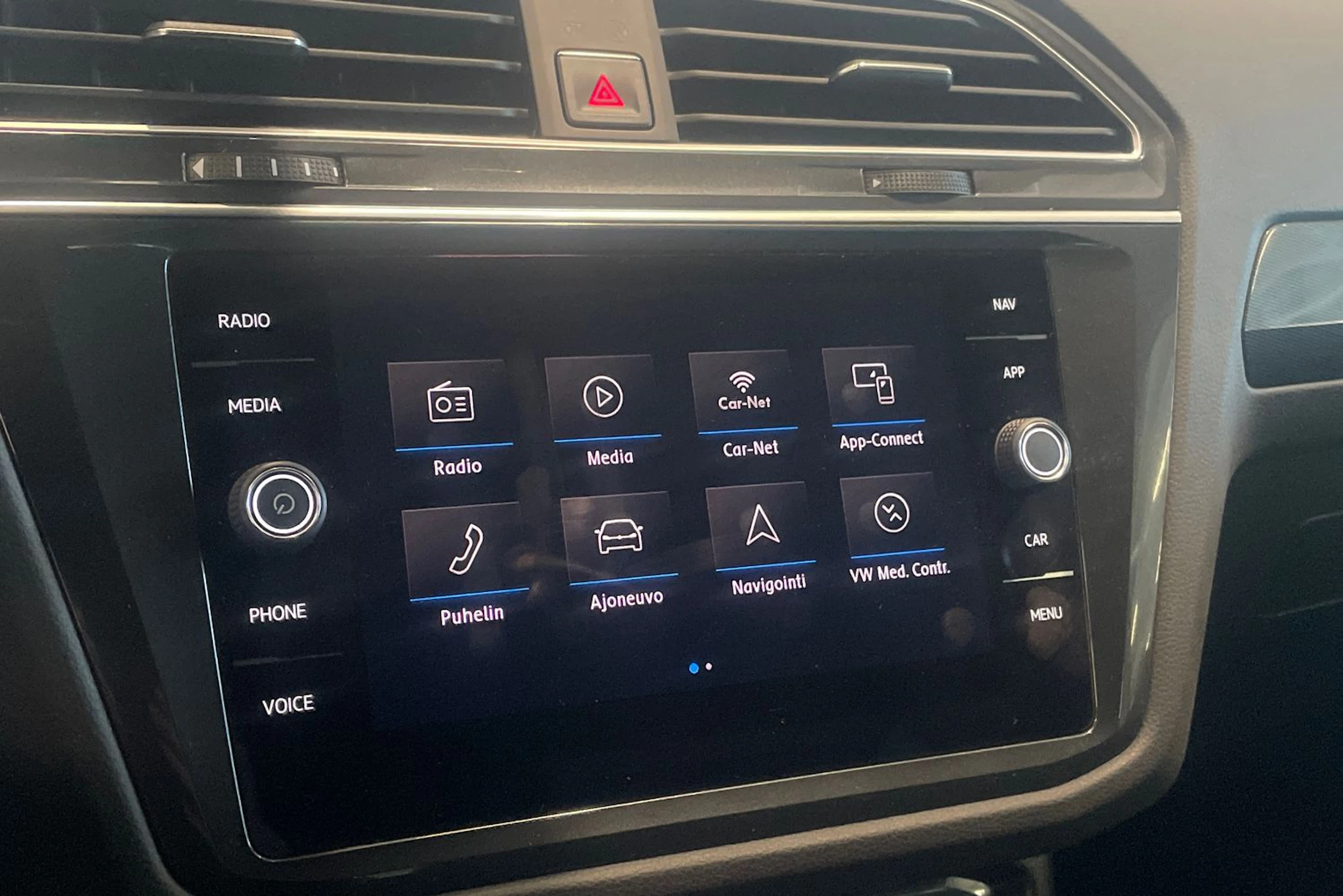 valkoinen Volkswagen Tiguan 2017 kuva 27.