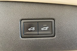 valkoinen Volkswagen Tiguan 2017 kuva 35.