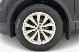 met. musta Volkswagen Tiguan 2017 kuva 12.