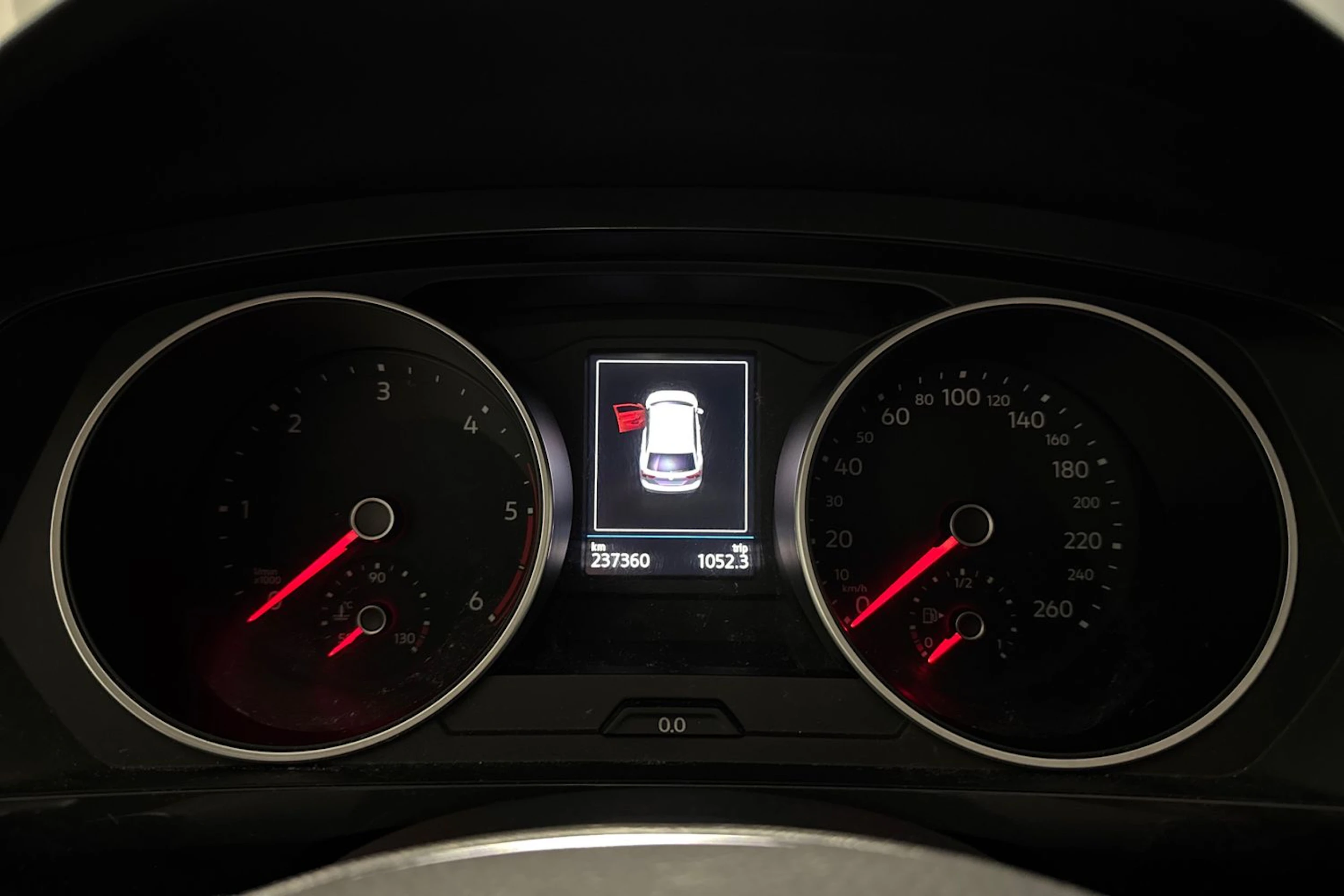 met. musta Volkswagen Tiguan 2017 kuva 19.