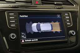 met. musta Volkswagen Tiguan 2017 kuva 21.