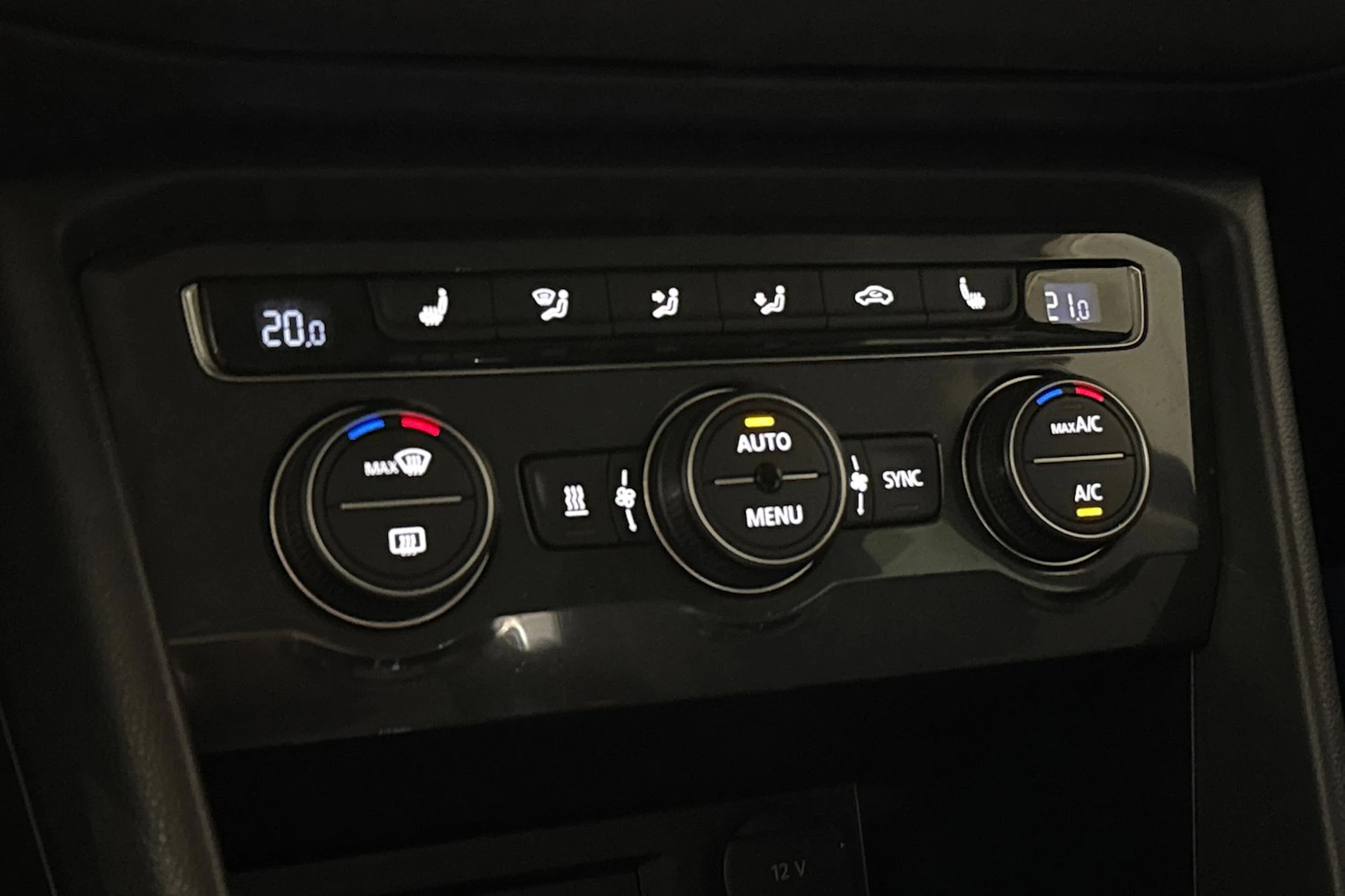 met. musta Volkswagen Tiguan 2017 kuva 25.