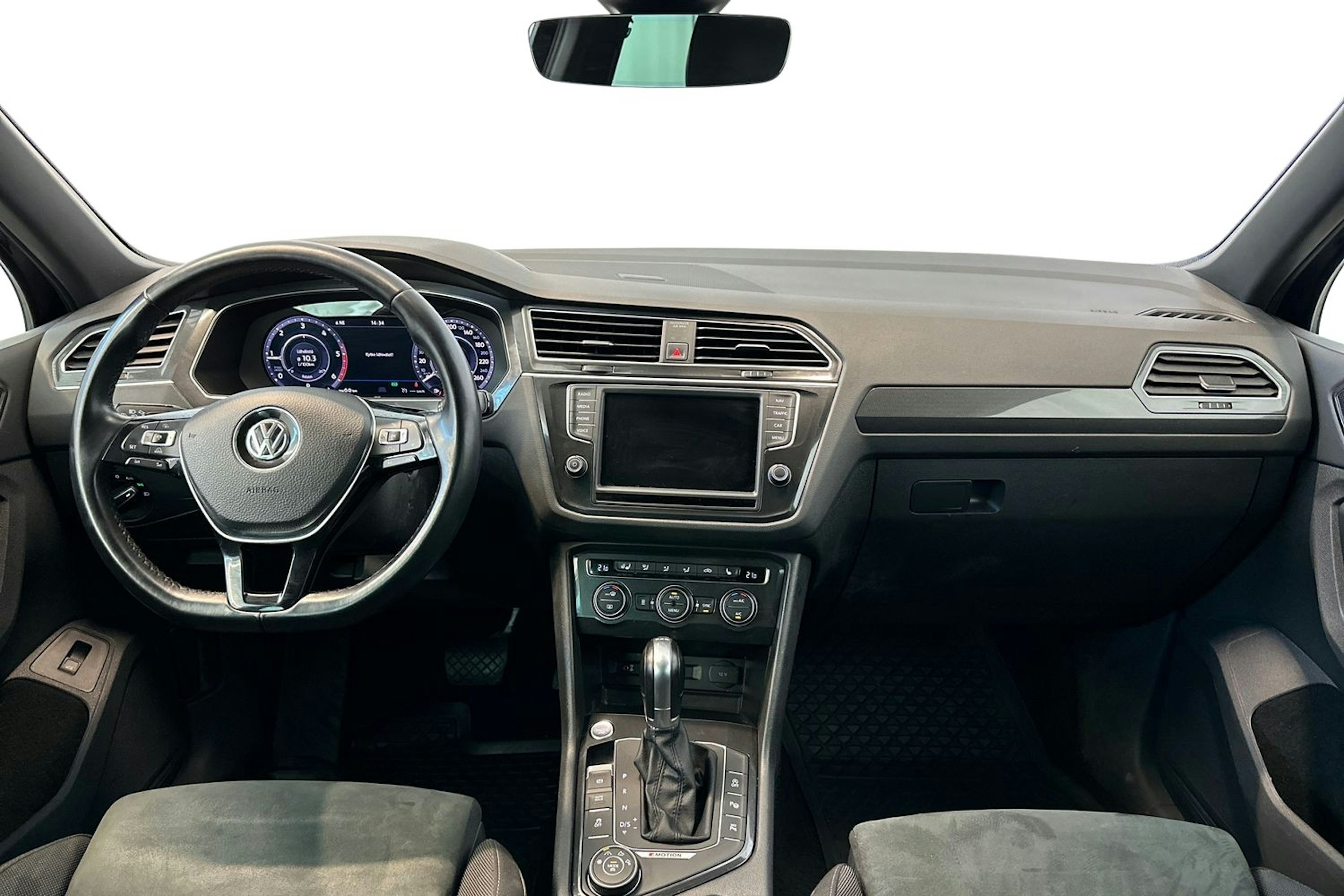musta Volkswagen Tiguan 2017 kuva 9.