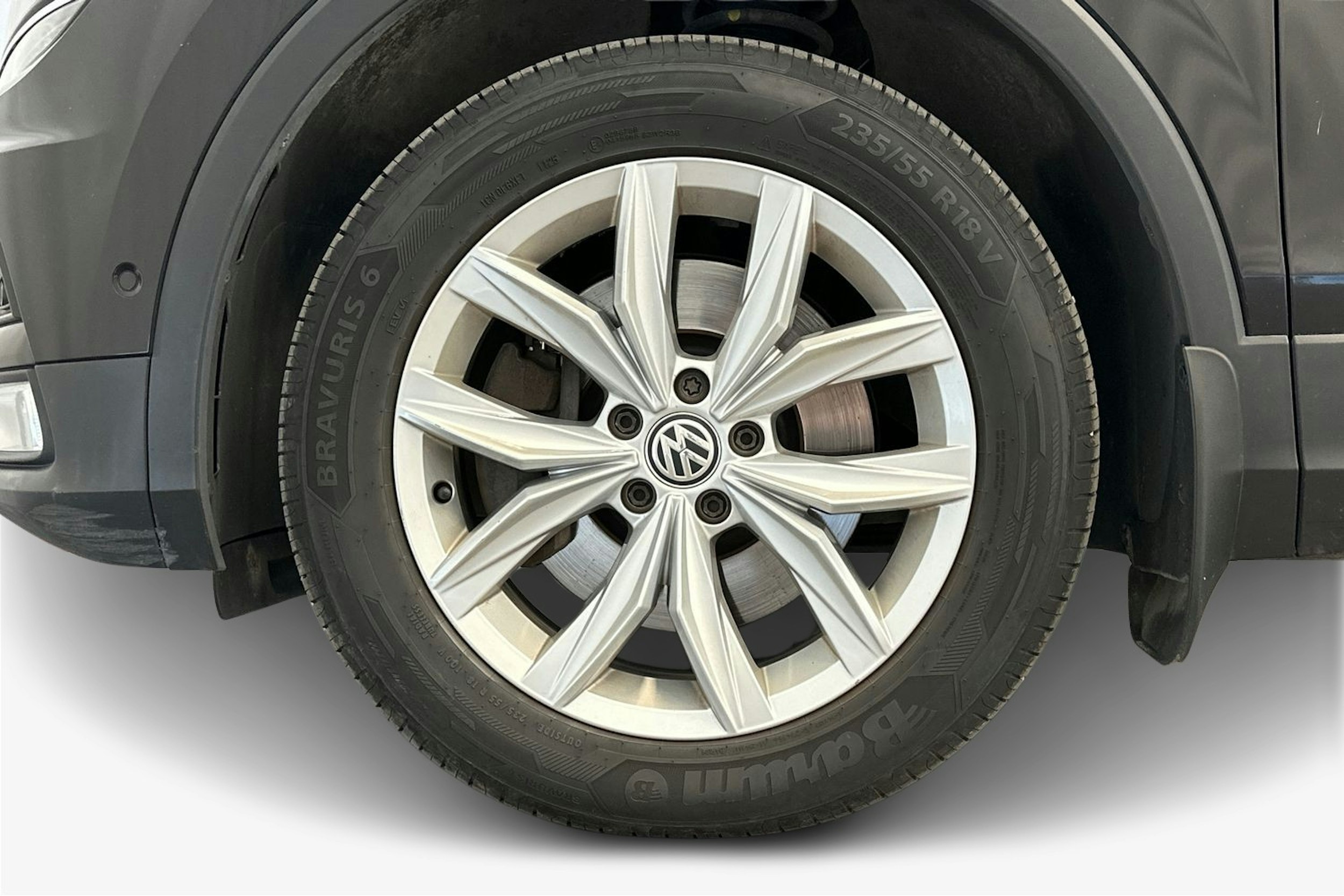musta Volkswagen Tiguan 2017 kuva 11.