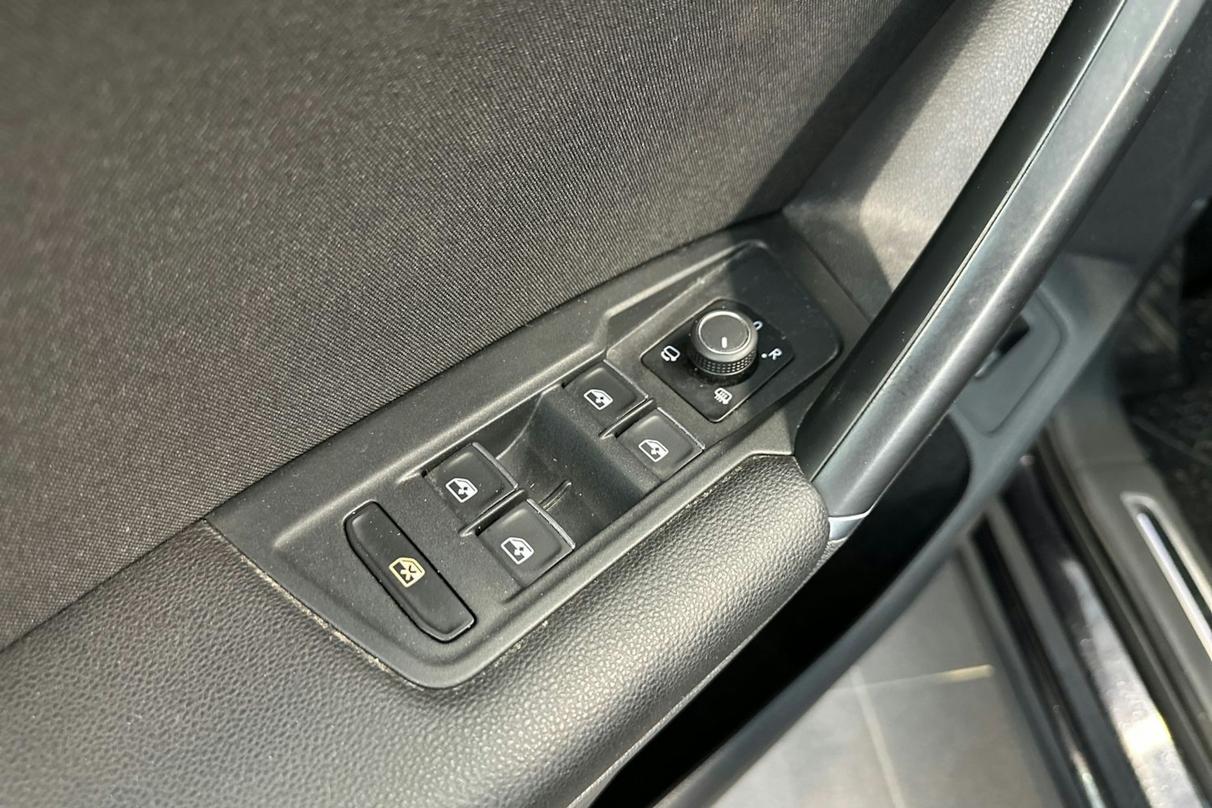 musta Volkswagen Tiguan 2017 kuva 16.