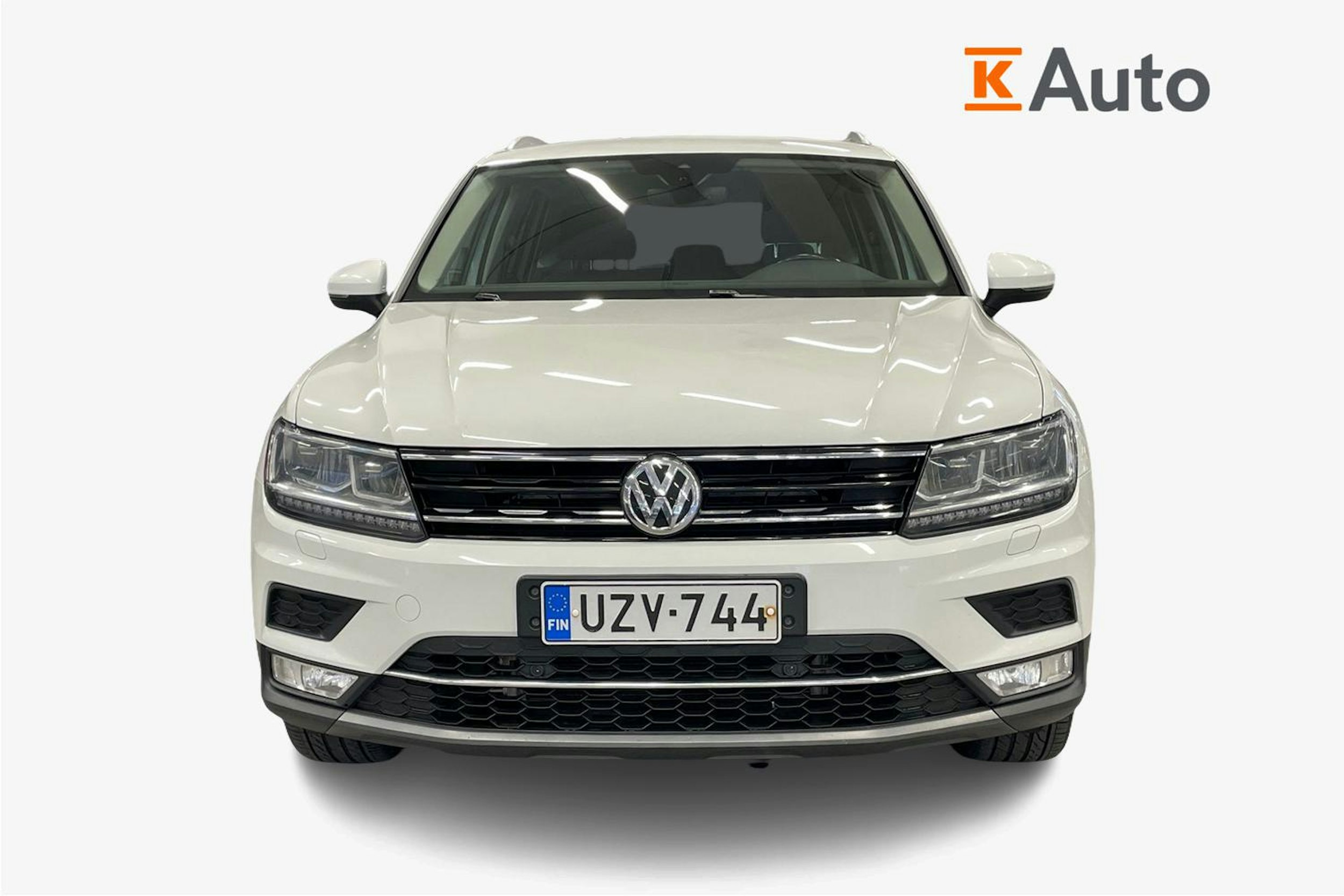 Valkoinen Volkswagen Tiguan 2017 kuva 4.