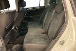 Valkoinen Volkswagen Tiguan 2017 kuva 8.