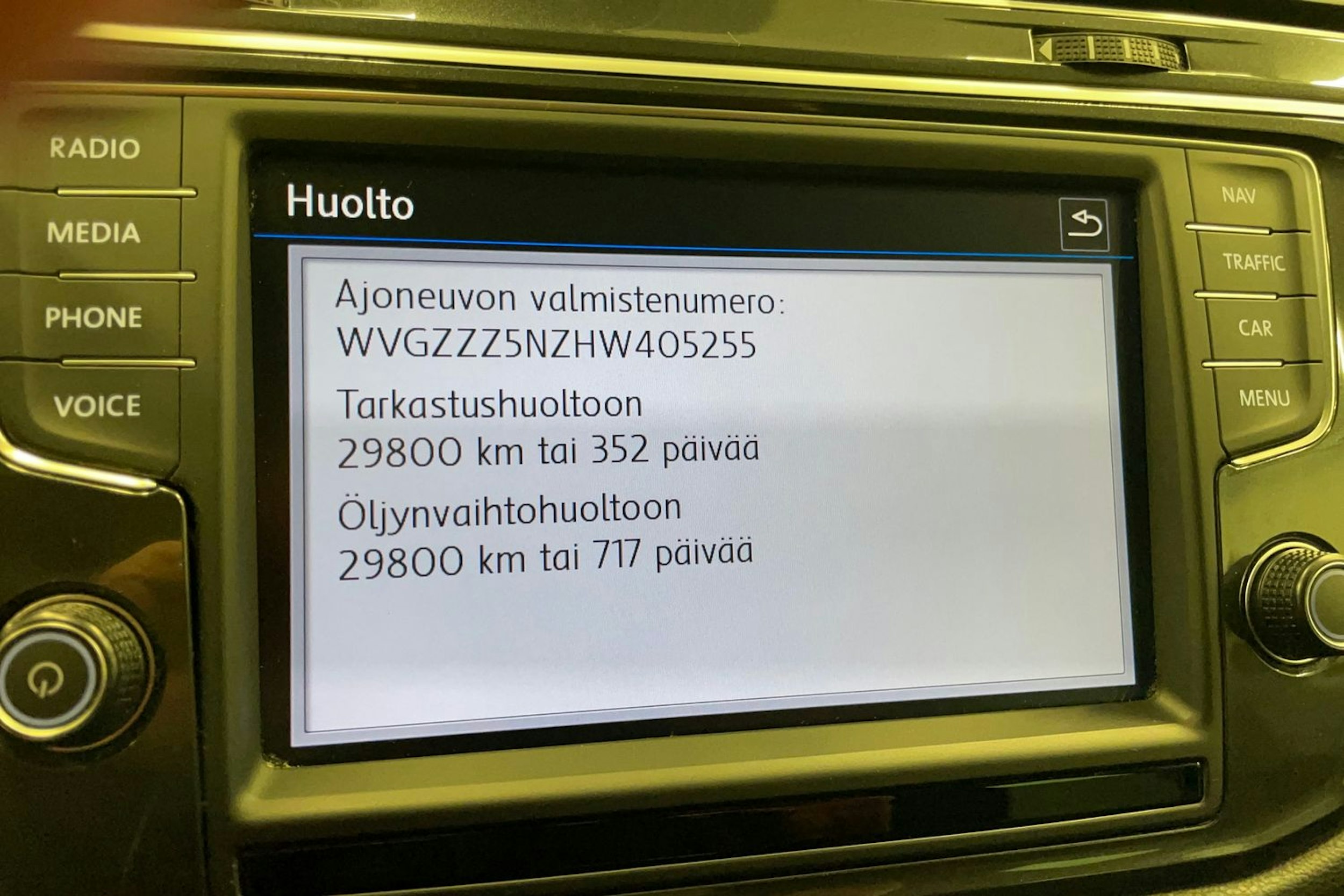 Valkoinen Volkswagen Tiguan 2017 kuva 19.